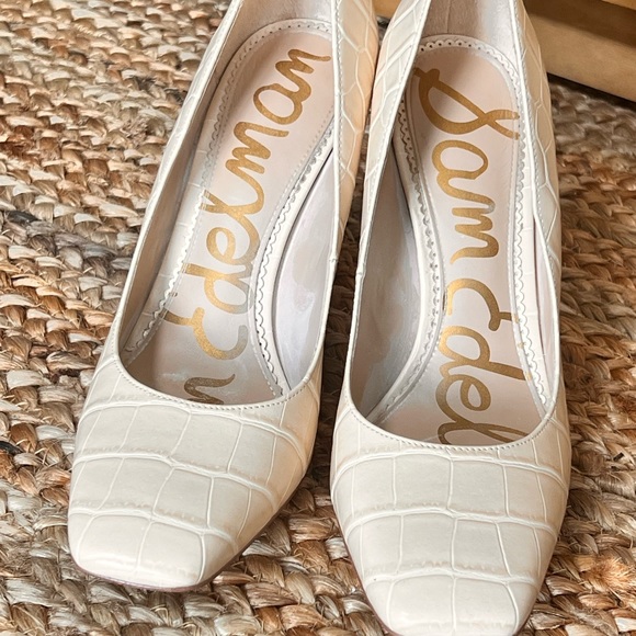 Sam Edelman Beth Heels - Picture 2 of 3